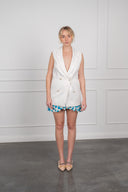 <em>Skirts</em>